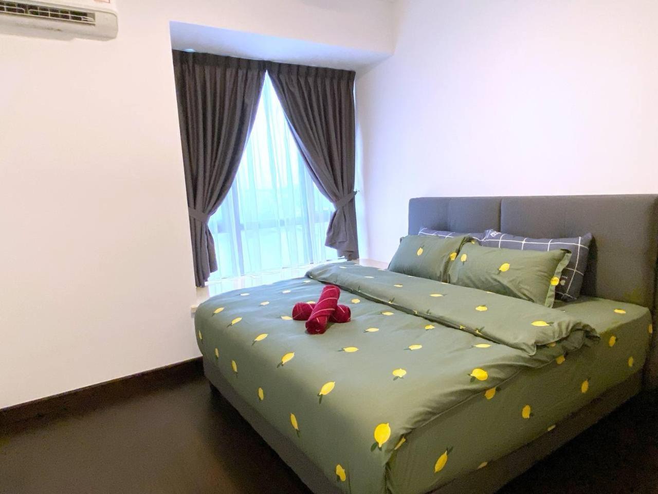 R&F Princess Cove Jb Apartment Suites By Sc Homestay Джохор Бахру Екстериор снимка